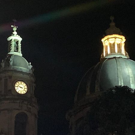 La Suite Di Piazza Dell'Universita Catania Bagian luar foto
